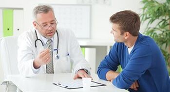 Patient in consultation with a specialist