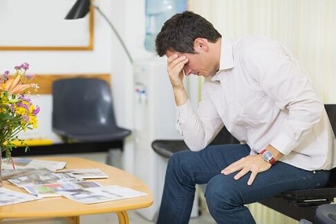 the man thought of treating prostatitis with drugs